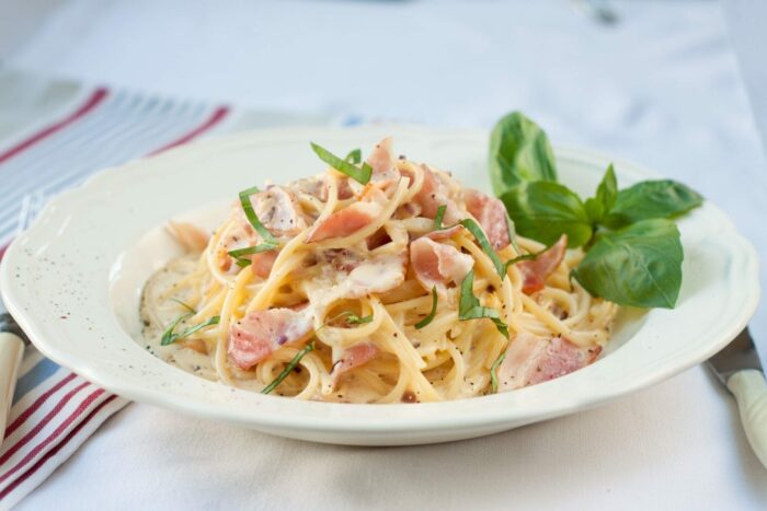 Fettuccine carbonara